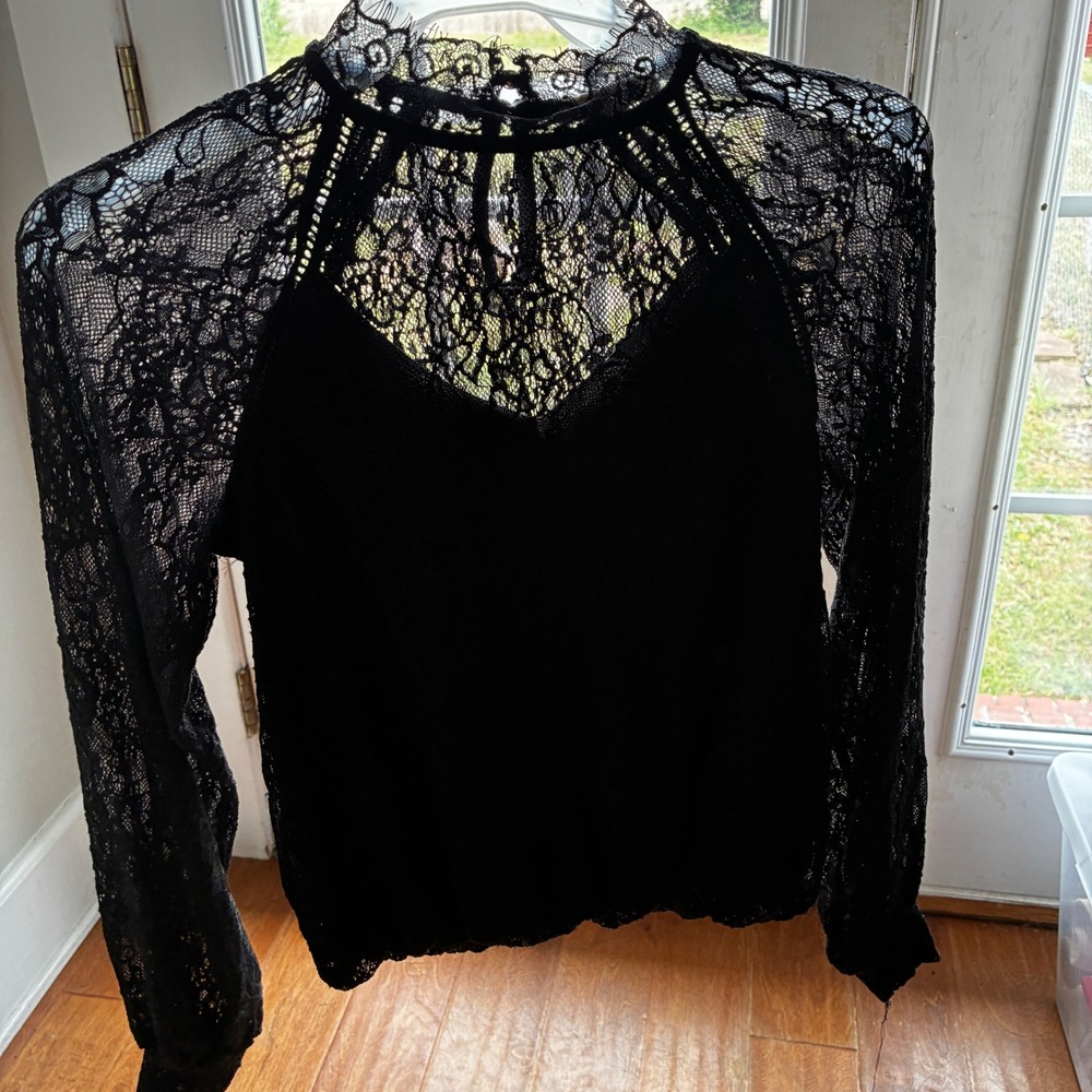 Black Lace Top Womens Small Sheer Long Sleeve Boho Gothic Romantic Whimsigoth